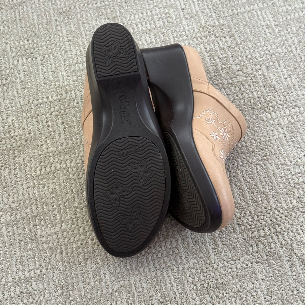 Alegria Women's Beige Floral Mules - Picture 4 of 4